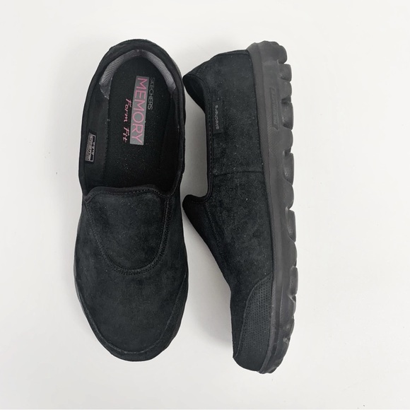 ▪️Skechers "Go Walk Form Fit" Black Leather Slip-on Shoes ~ 10 - Picture 1 of 8